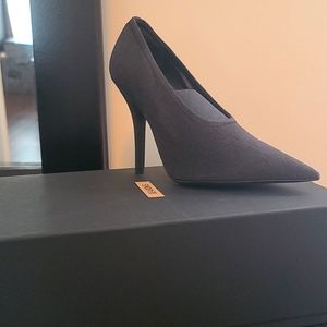 Season 6 Yeezy pump size 35( 5)